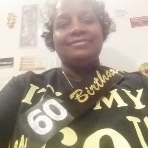 Meet your Posher, Debra